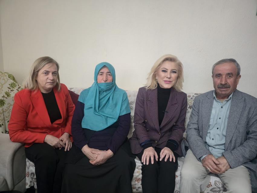 AK PARTİLİ BURSALI ŞEHİT AİLESİ İLE BULUŞTU
