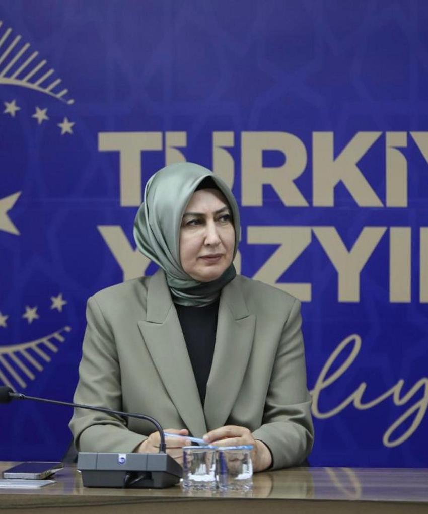 ÇEŞME'DE İPLER GERİLDİ. AK PARTİ'DEN SERT TEPKİ