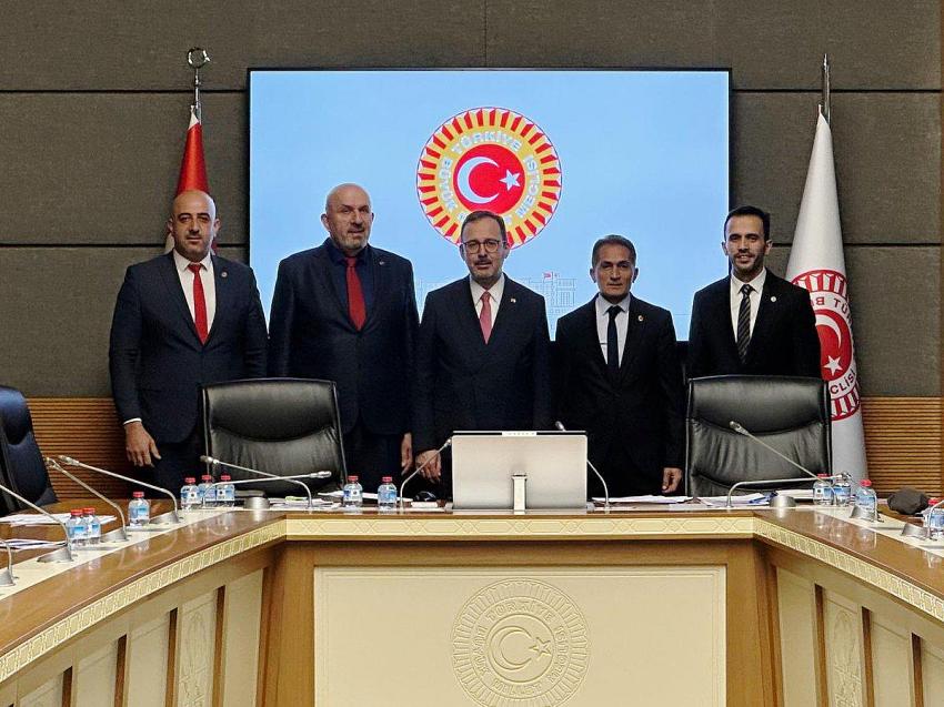 KASAPOĞLU MUHTARLARA SAHİP ÇIKTI