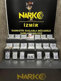 KARŞIYAKA'DA KOKAİN OPERASYONU
