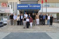 UTKU GÜMRÜKÇÜ'DEN MENDERES MESAJLARI
