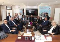 AK PARTİ'YE GEÇEN YILDIZ'A PARTİLİLERDEN ZİYARET