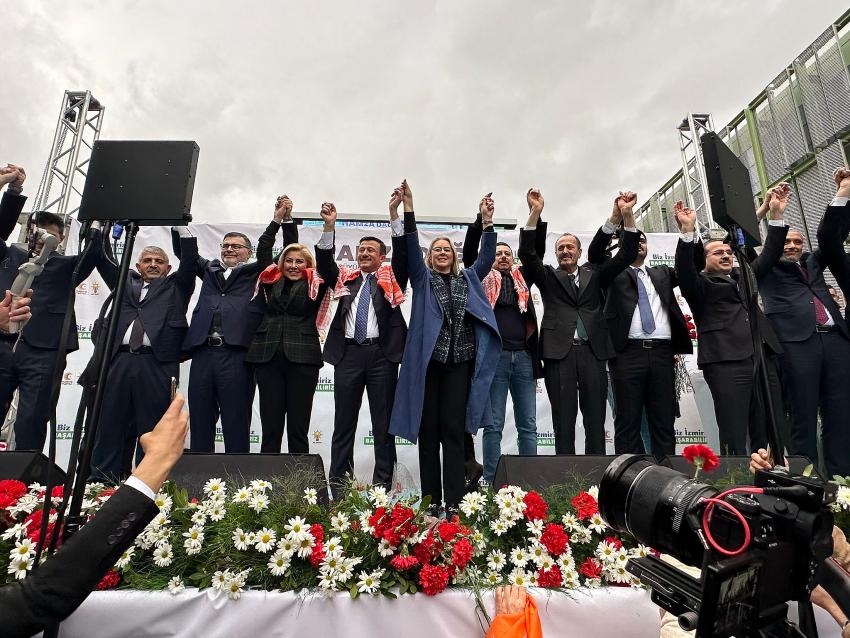 AK PARTİLİ HAMZA DAĞ İZMİR MESAİSİNE BAŞLADI