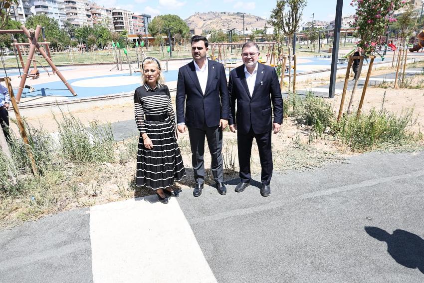 ŞEBNEM BURSALI: “İZMİR'DE İHMALİN ÜZERİ ÖRTÜLÜYOR”