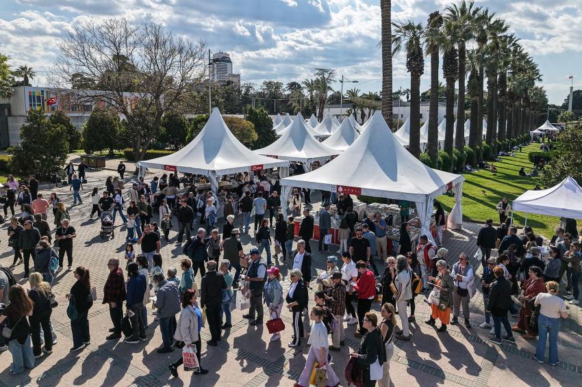 EGE OTLARI İZKİTAP FUARI'NDA KONUŞULDU