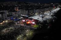 CHP'Lİ ASLANOĞLU İZMİRLİLERE TEŞEKKÜR ETTİ