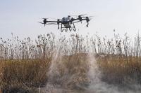 İZMİR'DE HASTALIK TAŞIYAN SİNEKLERLE MÜCADELE BAŞLATILDI