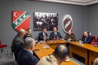 TUGAY: 'KARŞIYAKA STADININ HARABE HALİ BENİ RAHATSIZ EDİYOR'