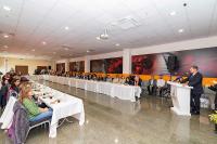 CEMİL TUGAY KADINLARLA BULUŞTU