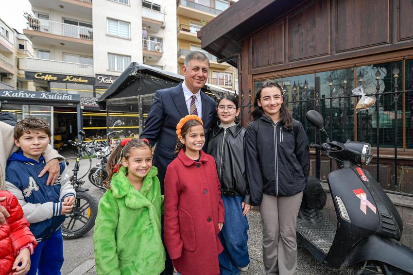 CEMİL TUGAY ŞEHİT AİLELERİNİ UNUTMADI